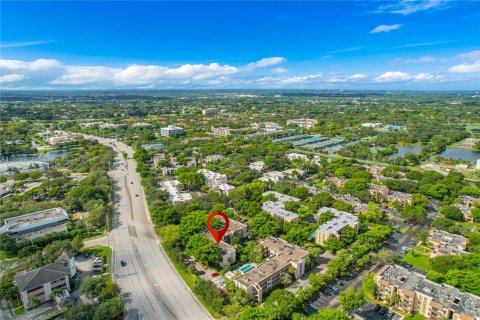 Condo in Plantation, Florida, 2 bedrooms  № 1381824 - photo 1