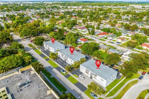 Купить коммерческую недвижимость в Опа-Локка, Флорида № 995629 - фото 13