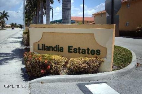 Condo in Hialeah, Florida, 3 bedrooms  № 1348198 - photo 7