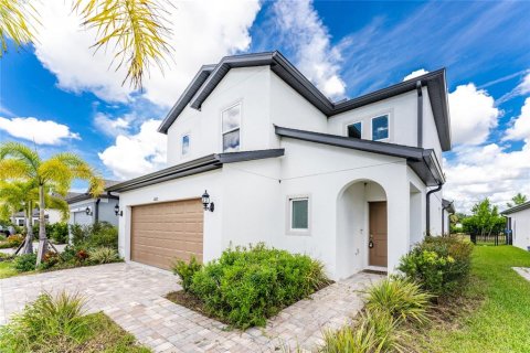 Casa en venta en Port Charlotte, Florida, 4 dormitorios, 211.72 m2 № 1361626 - foto 1