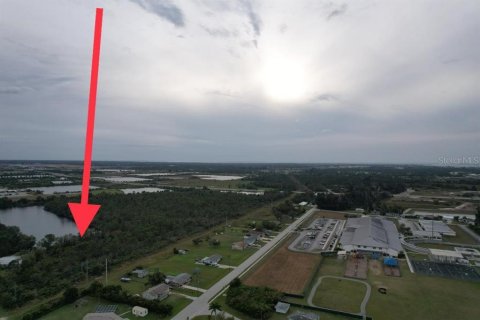 Terreno en venta en Punta Gorda, Florida № 1255393 - foto 18