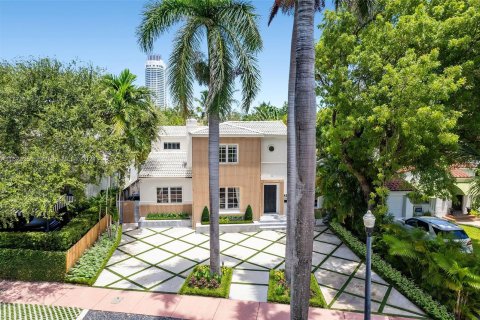 Casa en venta en Miami Beach, Florida, 4 dormitorios, 265.7 m2 № 1291845 - foto 2