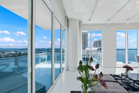 Condo in Miami, Florida, 4 bedrooms  № 1355316 - photo 9