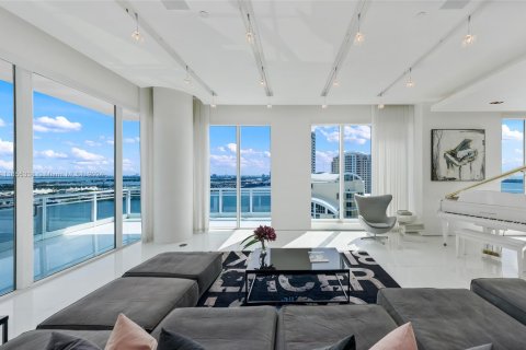 Copropriété à vendre à Miami, Floride: 4 chambres, 315.68 m2 № 1355316 - photo 4