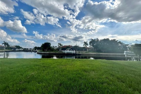 Terrain à vendre à Punta Gorda, Floride № 1295869 - photo 3