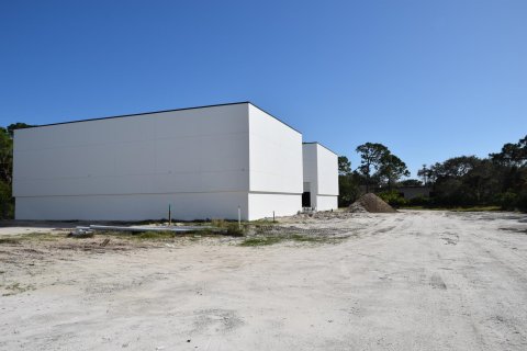 Commercial property in Hobe Sound, Florida № 913802 - photo 2