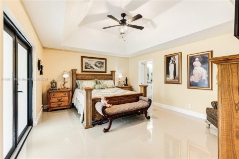 Casa en venta en West Palm Beach, Florida, 4 dormitorios, 196.49 m2 № 1411964 - foto 18