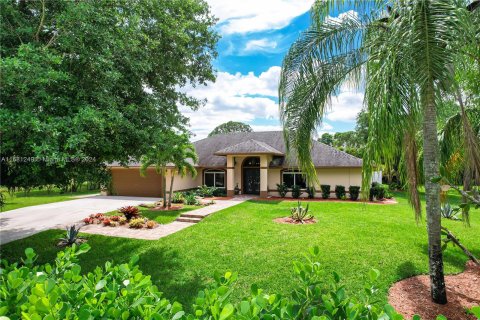 Villa ou maison à vendre à West Palm Beach, Floride: 4 chambres, 196.49 m2 № 1411964 - photo 4