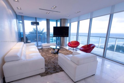 Copropriété à vendre à Sunny Isles Beach, Floride: 3 chambres, 181.72 m2 № 1370850 - photo 12