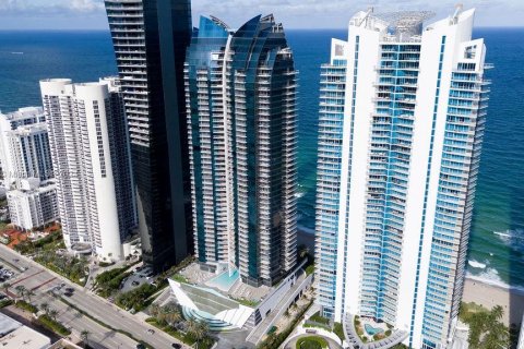 Copropriété à vendre à Sunny Isles Beach, Floride: 3 chambres, 181.72 m2 № 1370850 - photo 3