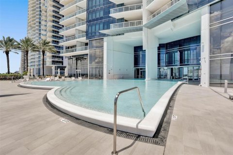 Copropriété à vendre à Sunny Isles Beach, Floride: 3 chambres, 181.72 m2 № 1370850 - photo 30