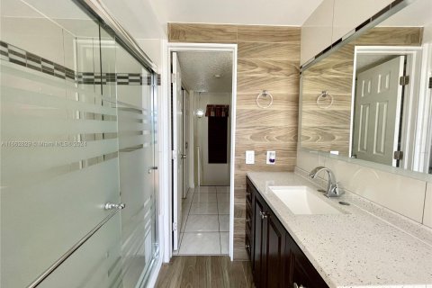 Copropriété à louer à Miami, Floride: 2 chambres, 88.07 m2 № 1370806 - photo 21