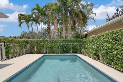 House in Jupiter, Florida 3 bedrooms, 165.09 sq.m. № 1183645 - photo 6