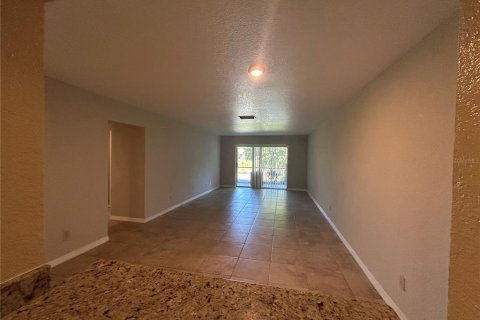 Appartement à louer à Sarasota, Floride: 2 chambres, 111.48 m2 № 1351413 - photo 4