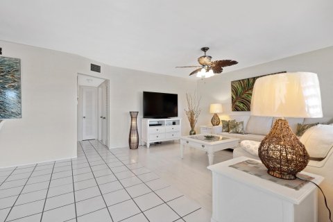 Condominio en venta en Pompano Beach, Florida, 2 dormitorios, 92.9 m2 № 1120250 - foto 28