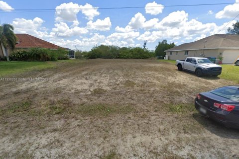 Terrain à vendre à Cape Coral, Floride № 287561 - photo 3