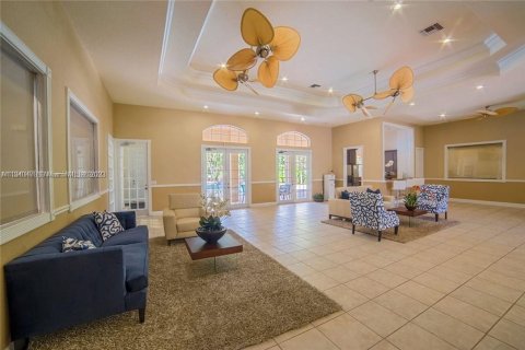 Copropriété à louer à Coconut Creek, Floride: 1 chambre, 78.6 m2 № 308147 - photo 6