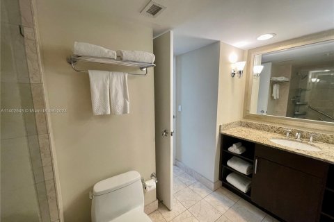 Hotel in Fort Lauderdale, Florida 1 bedroom, 59.36 sq.m. № 549870 - photo 14