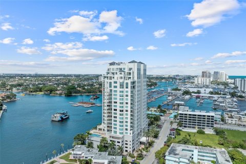 Condo in Fort Lauderdale, Florida, 3 bedrooms  № 1418260 - photo 4