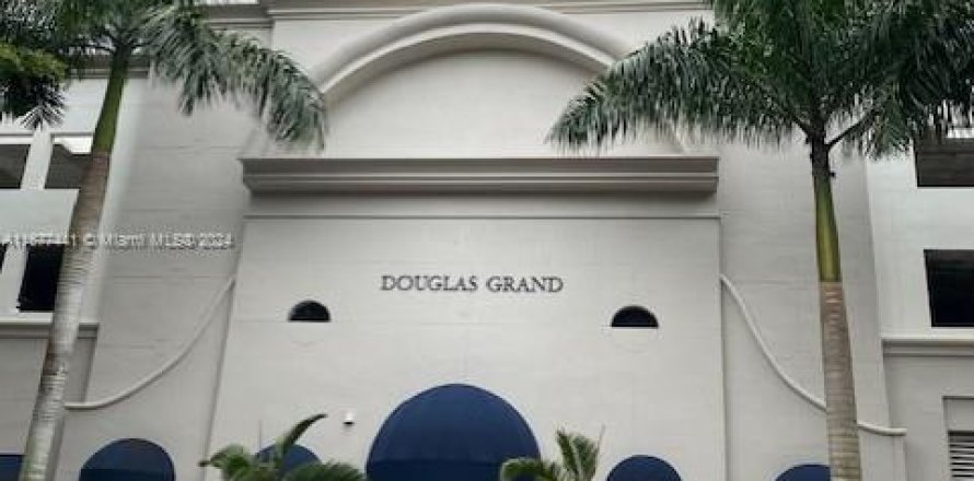 Condominio en Coral Gables, Florida, 1 dormitorio  № 1403083