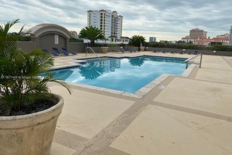 Condominio en venta en Coral Gables, Florida, 1 dormitorio, 70.33 m2 № 1403083 - foto 14