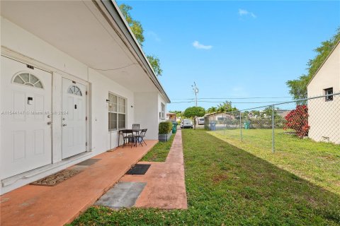 Immobilier commercial à vendre à Miami, Floride: 156.63 m2 № 1347637 - photo 24