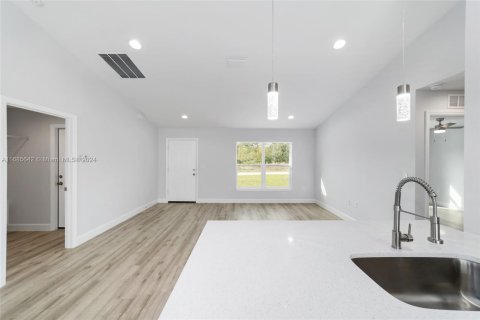 Casa en venta en Ocala, Florida, 3 dormitorios № 1423210 - foto 19