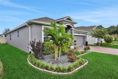 Villa ou maison à vendre à Sanford, Floride: 4 chambres, 211.45 m2 № 1344500 - photo 2