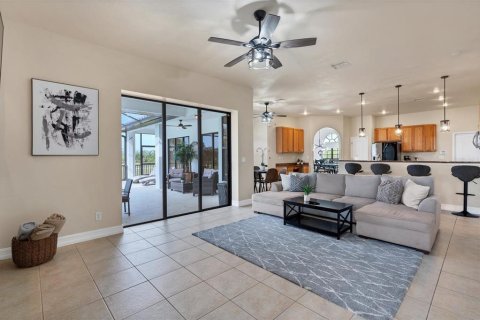 Villa ou maison à vendre à Punta Gorda, Floride: 4 chambres, 229 m2 № 879875 - photo 6