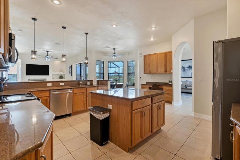 Villa ou maison à vendre à Punta Gorda, Floride: 4 chambres, 229 m2 № 879875 - photo 13