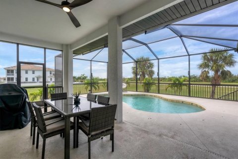 Villa ou maison à vendre à Punta Gorda, Floride: 4 chambres, 229 m2 № 879875 - photo 26