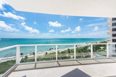 Copropriété à vendre à Bal Harbour, Floride: 4 chambres, 354.89 m2 № 1004791 - photo 8
