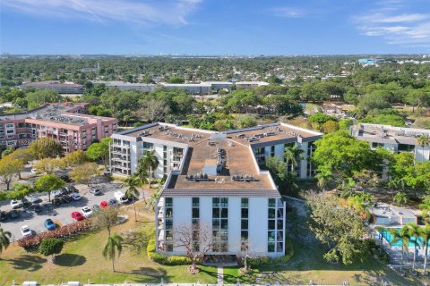 Copropriété à vendre à Fort Lauderdale, Floride: 1 chambre, 94.57 m2 № 1127333 - photo 30