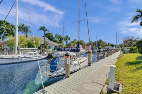 Copropriété à vendre à Fort Lauderdale, Floride: 1 chambre, 94.57 m2 № 1127333 - photo 11