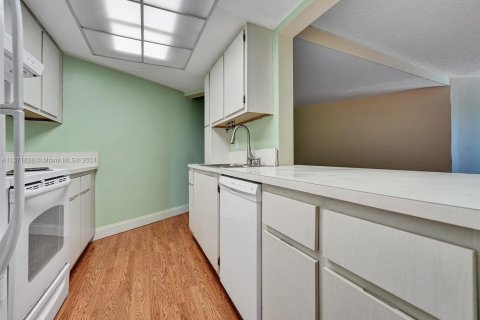 Copropriété à vendre à Fort Lauderdale, Floride: 1 chambre, 94.57 m2 № 1127333 - photo 5