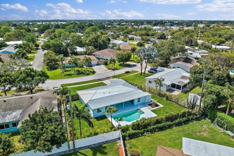 Villa ou maison à vendre à Tequesta, Floride: 3 chambres, 149.67 m2 № 1096542 - photo 15