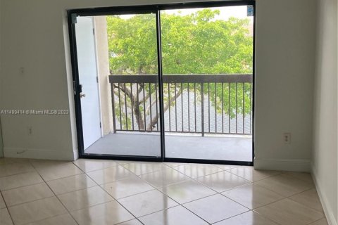 Copropriété à vendre à Miami Gardens, Floride: 2 chambres, 75.81 m2 № 884201 - photo 5
