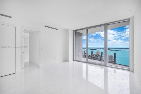 Condo in Miami, Florida, 1 bedroom  № 1404088 - photo 3