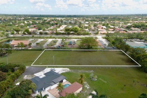 Купить земельный участок в Саутвест-Ранчес, Флорида № 1097120 - фото 1