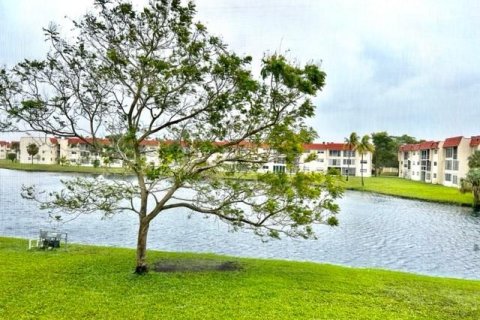 Copropriété à vendre à Sunrise, Floride: 1 chambre, 59.46 m2 № 890328 - photo 5