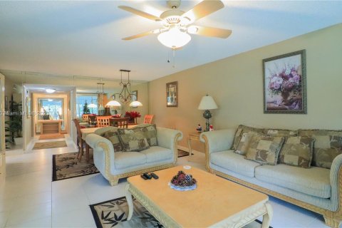 Condominio en venta en Pompano Beach, Florida, 3 dormitorios, 129.13 m2 № 908266 - foto 26