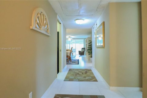 Condominio en venta en Pompano Beach, Florida, 3 dormitorios, 129.13 m2 № 908266 - foto 28