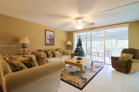 Copropriété à vendre à Pompano Beach, Floride: 3 chambres, 129.13 m2 № 908266 - photo 13