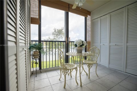 Condominio en venta en Pembroke Pines, Florida, 2 dormitorios, 126.72 m2 № 1236515 - foto 12