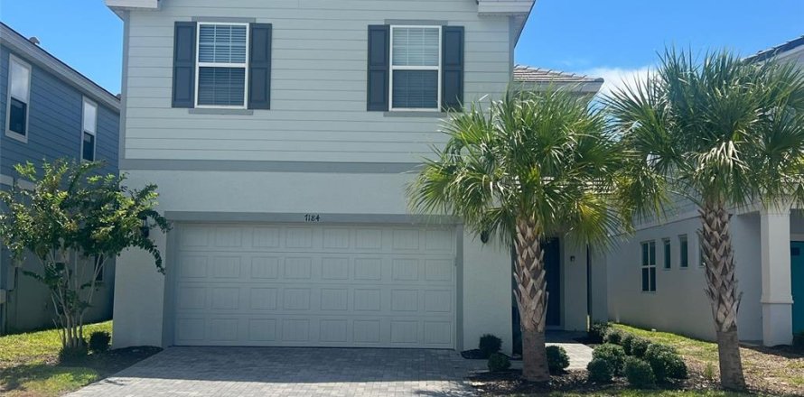 House in Davenport, Florida 5 bedrooms, 250.84 sq.m. № 1342545