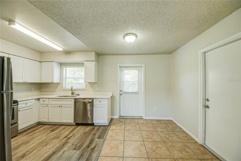 Casa en venta en Kissimmee, Florida, 3 dormitorios, 129.32 m2 № 1313395 - foto 7