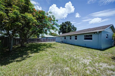 Villa ou maison à vendre à Kissimmee, Floride: 3 chambres, 129.32 m2 № 1313395 - photo 3