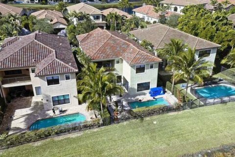 Villa ou maison à vendre à Delray Beach, Floride: 6 chambres, 402.36 m2 № 1207482 - photo 2