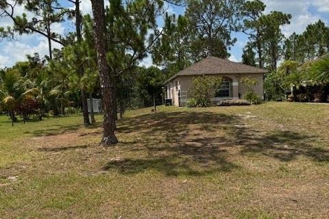 House in Loxahatchee Groves, Florida 4 bedrooms, 237.46 sq.m. № 1207481 - photo 8