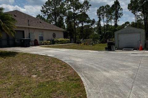 House in Loxahatchee Groves, Florida 4 bedrooms, 237.46 sq.m. № 1207481 - photo 4